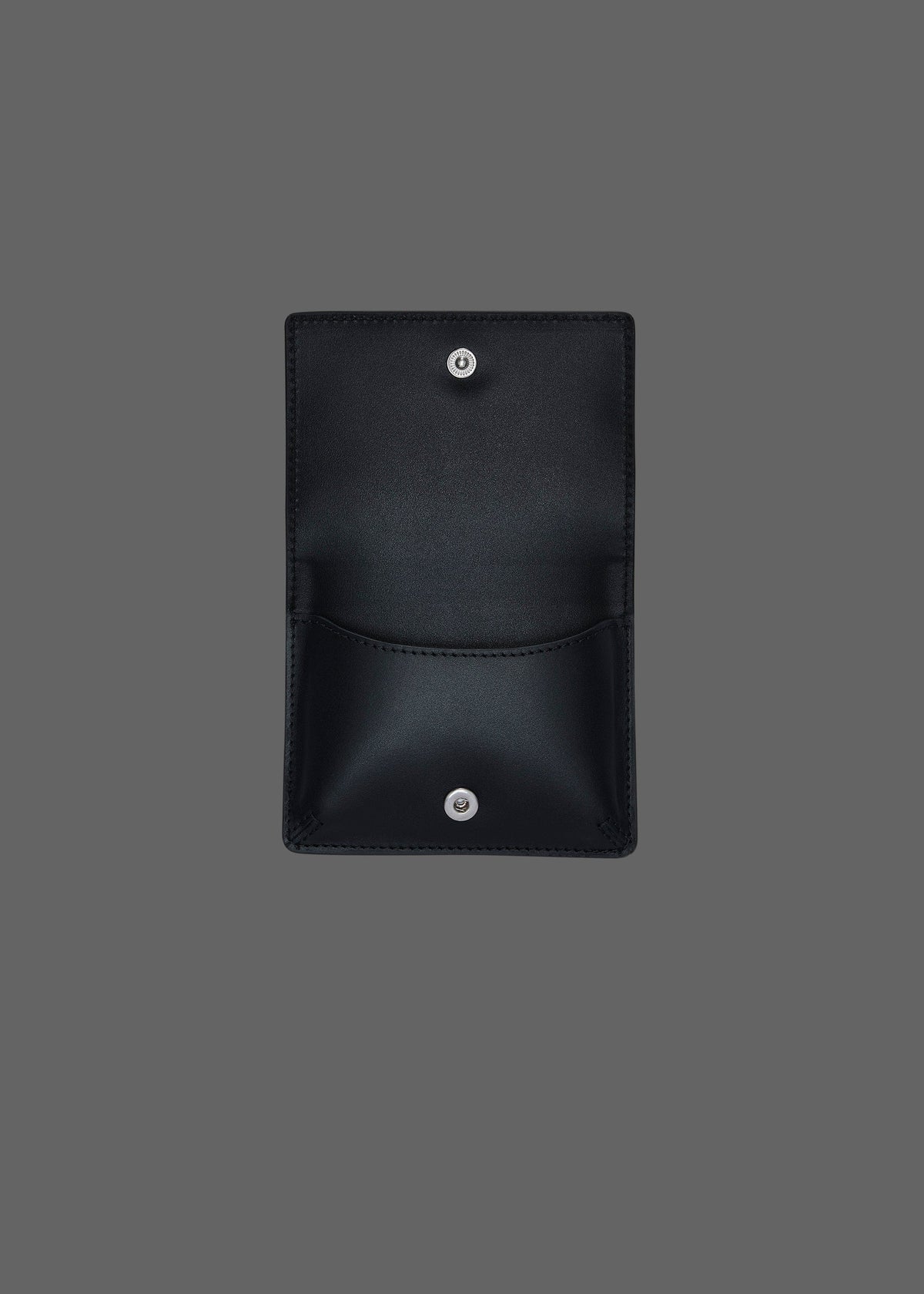 The Note Leather Card Holder in color Black